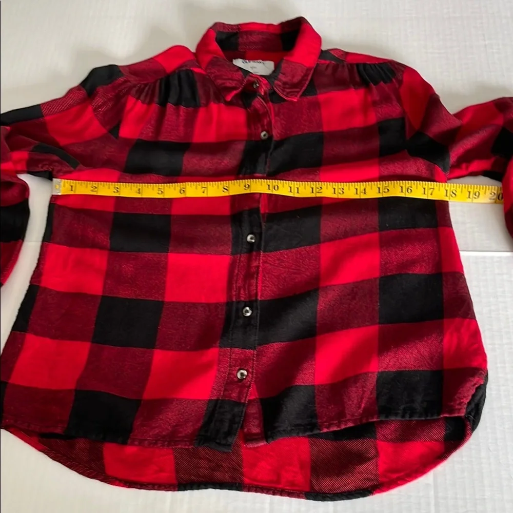 Old Navy Bold Red/ black Buffalo Checkered Blouse girls size 14